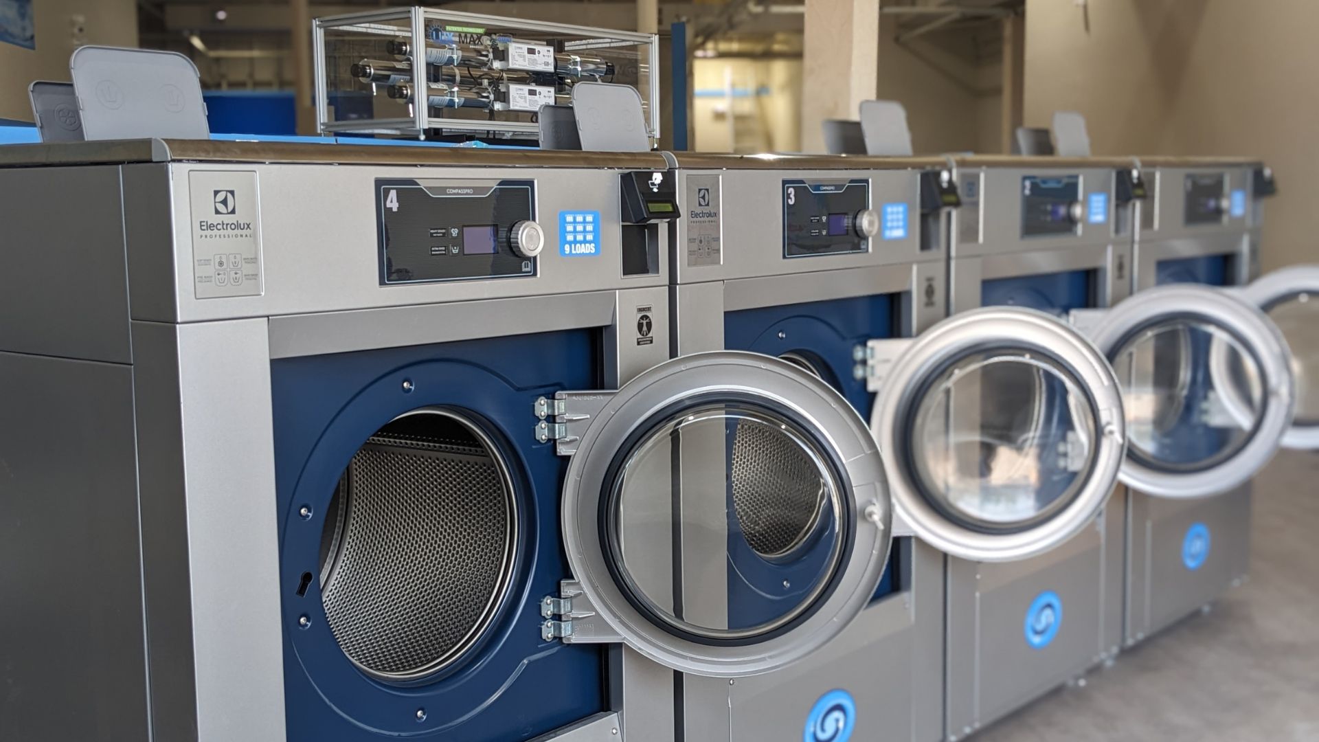 WaveMAX laundry franchise opportunity