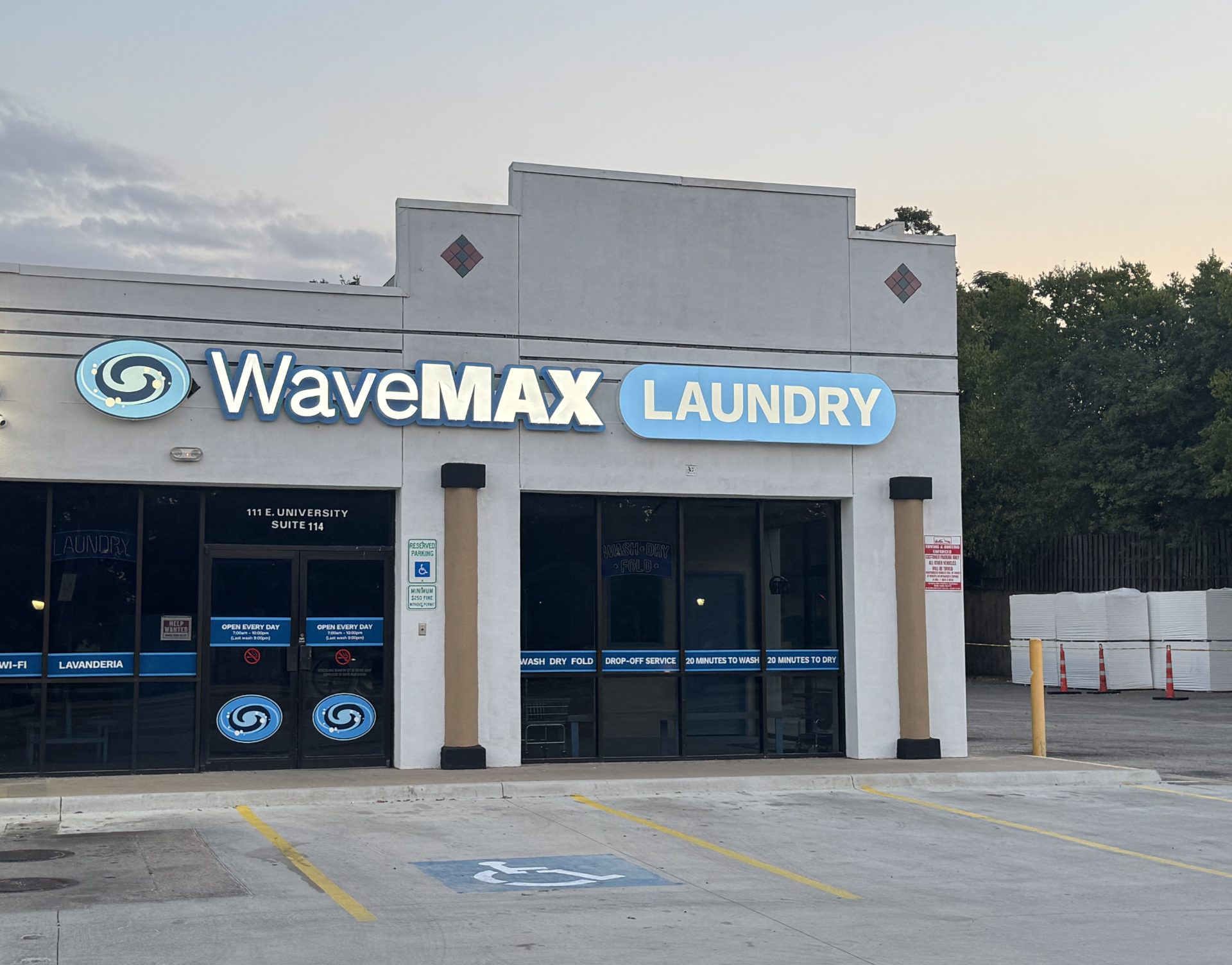 WaveMAX Laundry Denton, TX 11 WaveMAX denton-tx