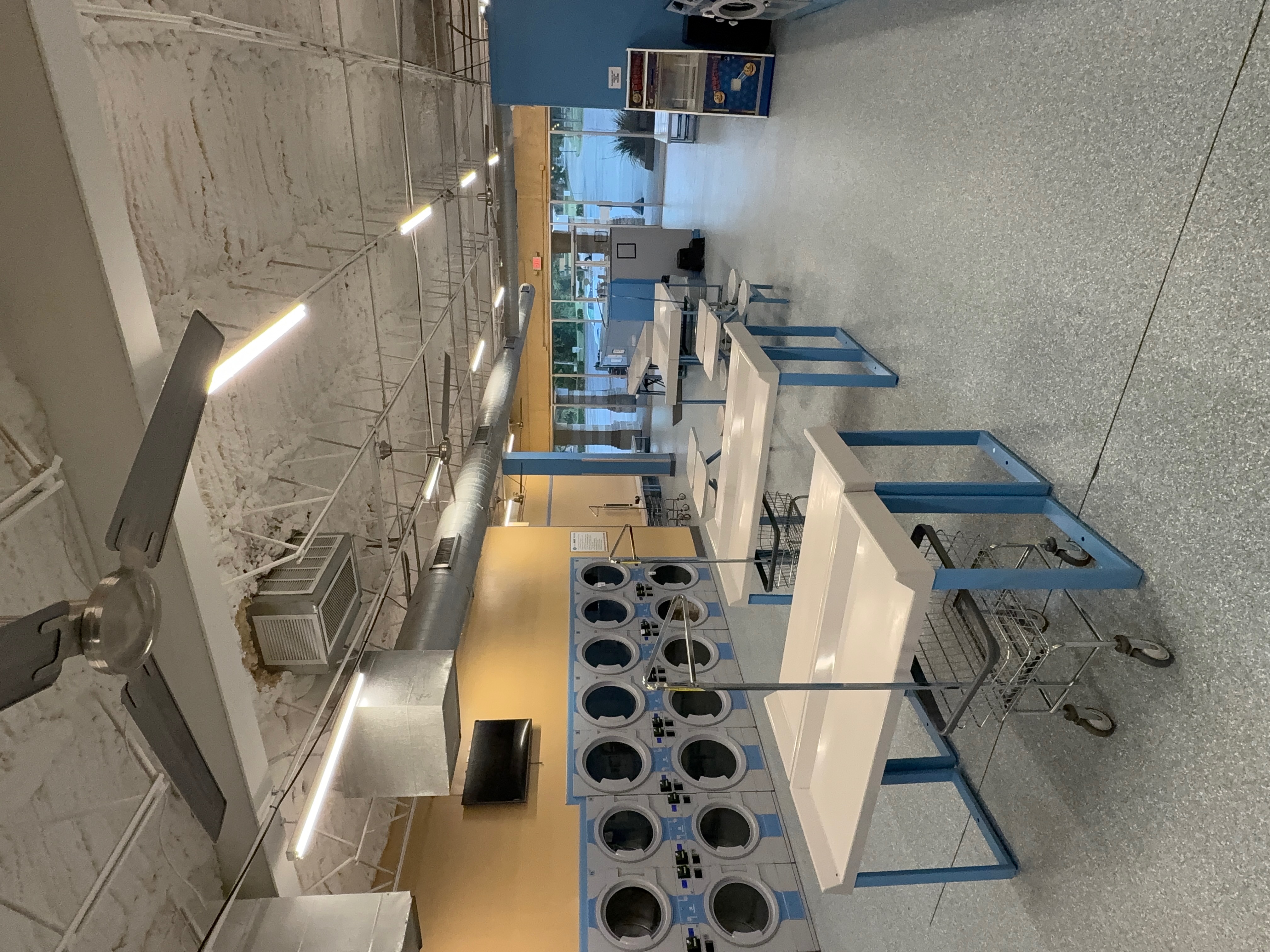 Wash dry fold laundry service Arlington, TX