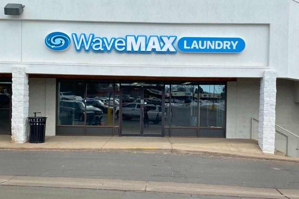 Self-Service Laundry in Aurora
