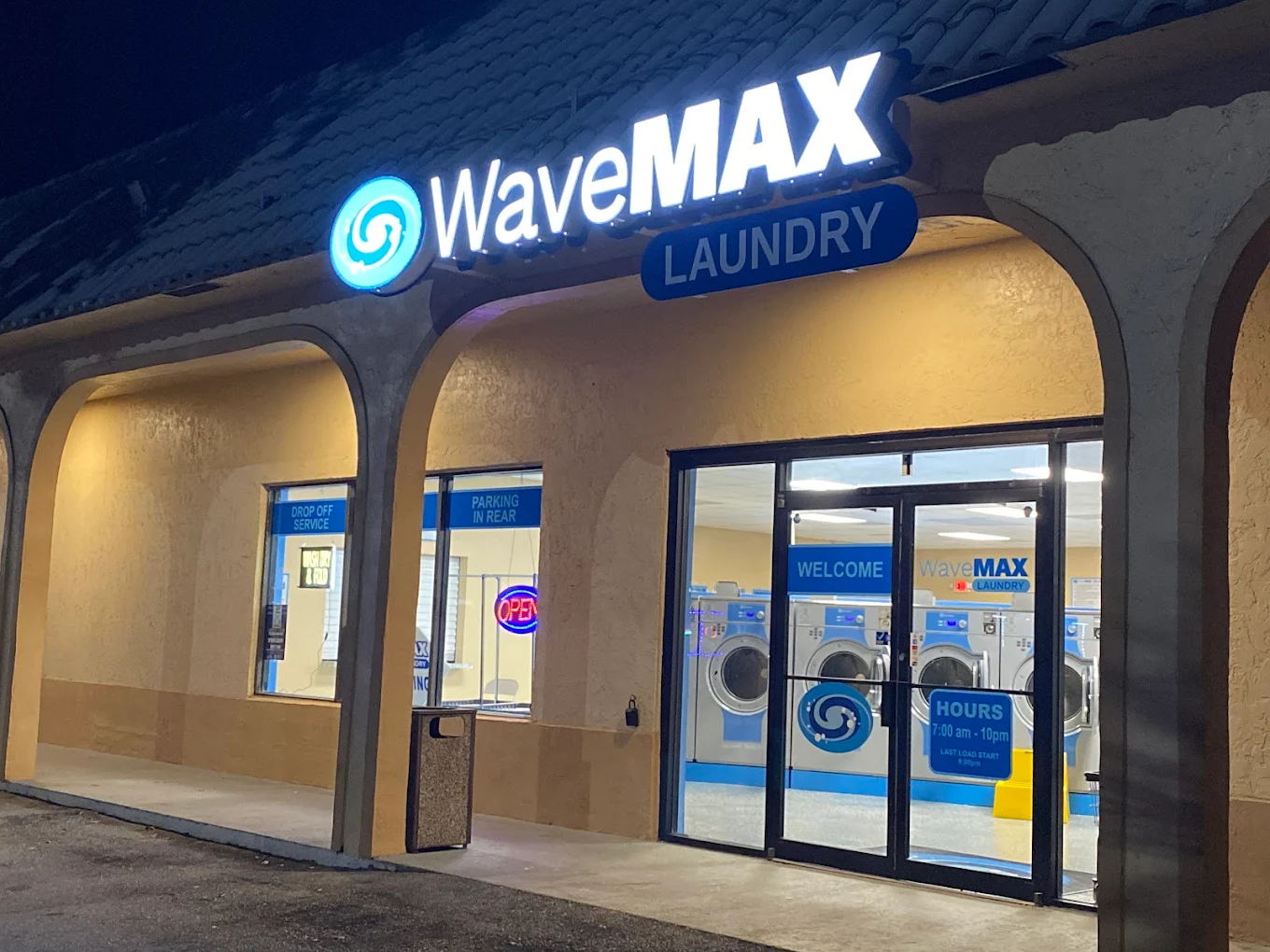 WaveMAX Boynton laundromat