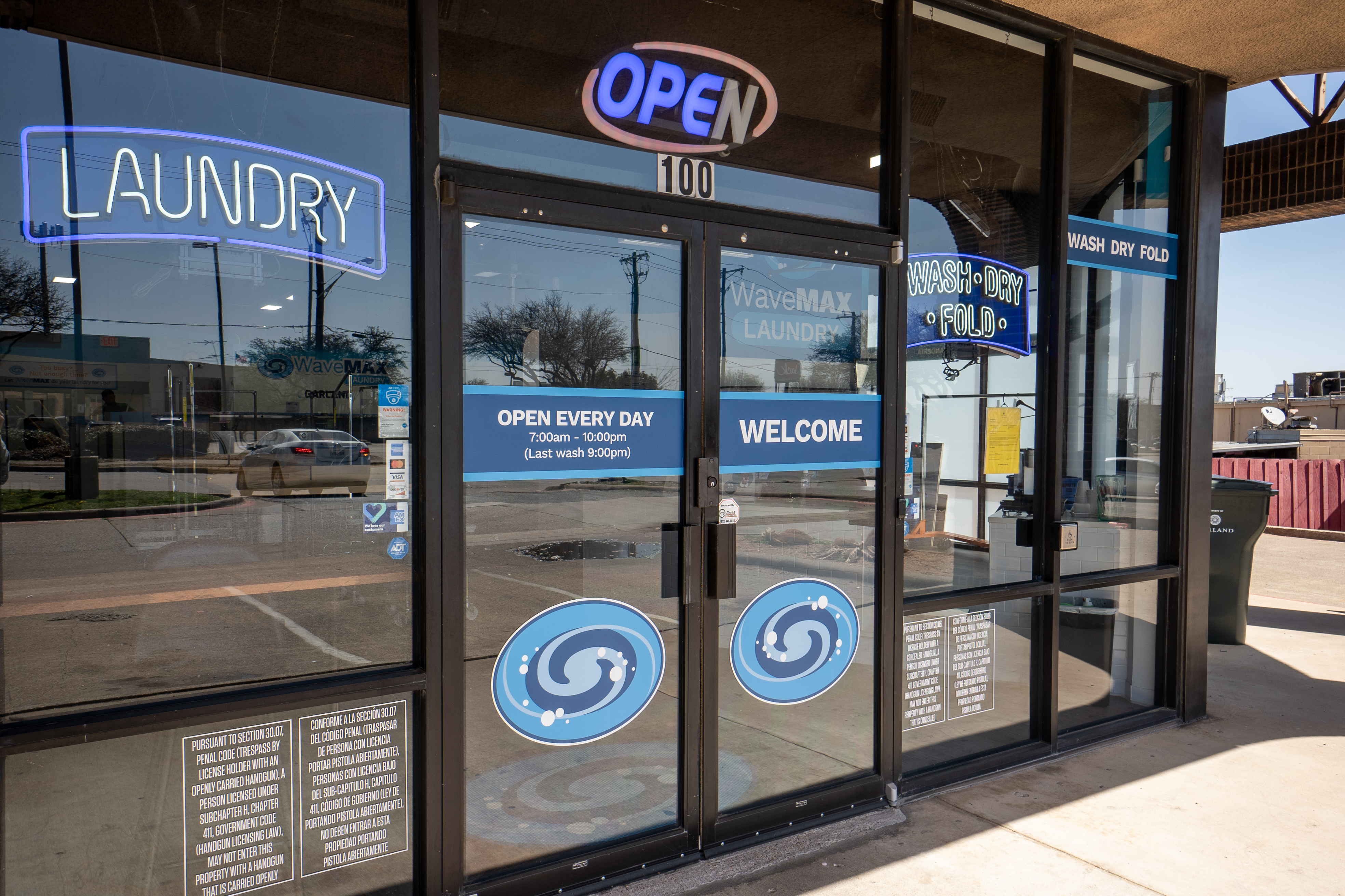 WaveMAX Garland laundromat