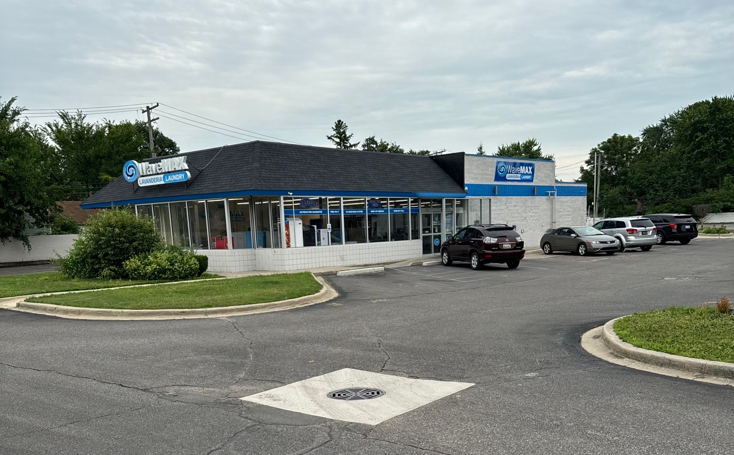 WaveMAX Inkster laundromat