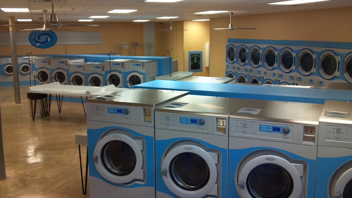 WaveMAX Jacksonville interior