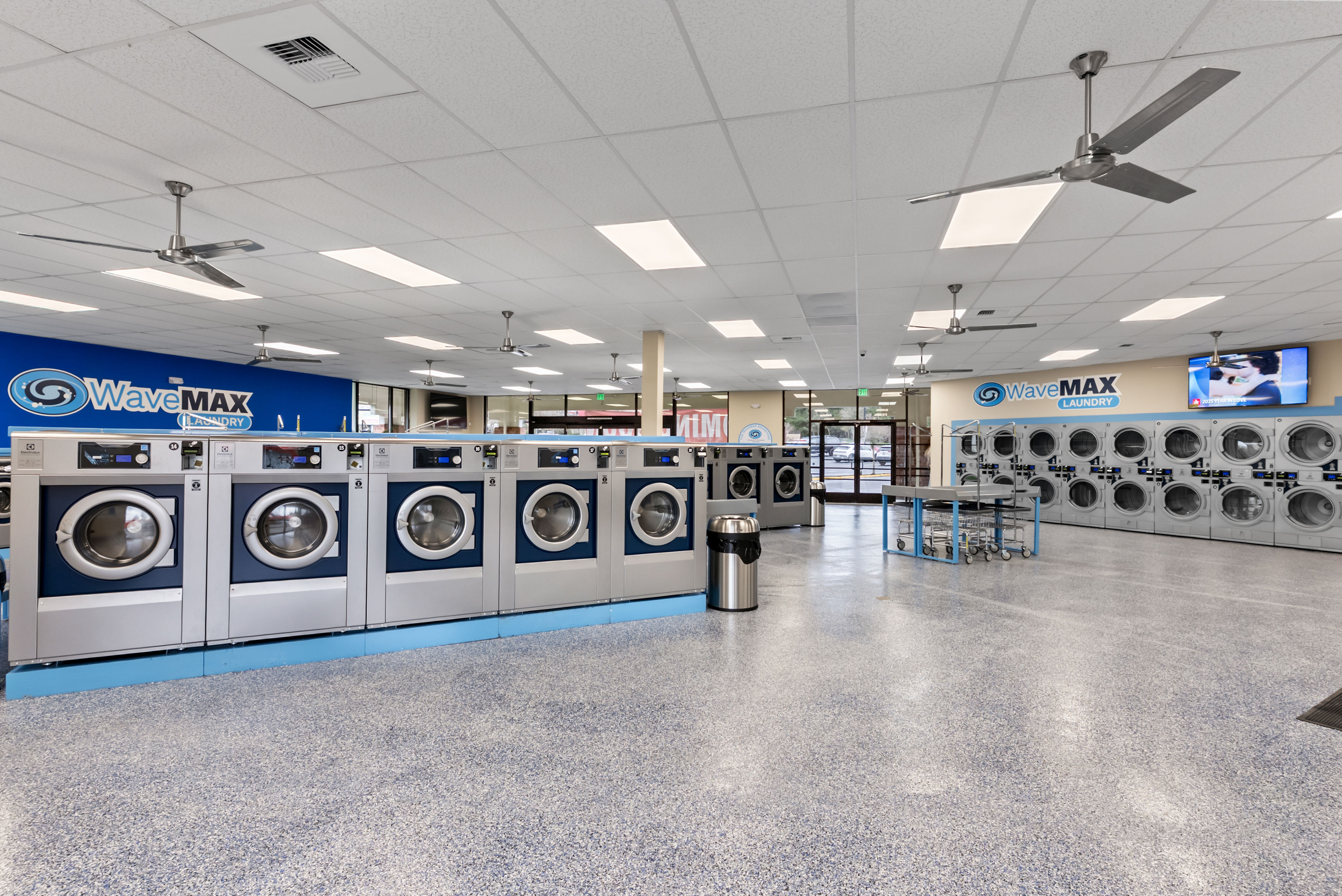 WaveMAX Kent laundromat