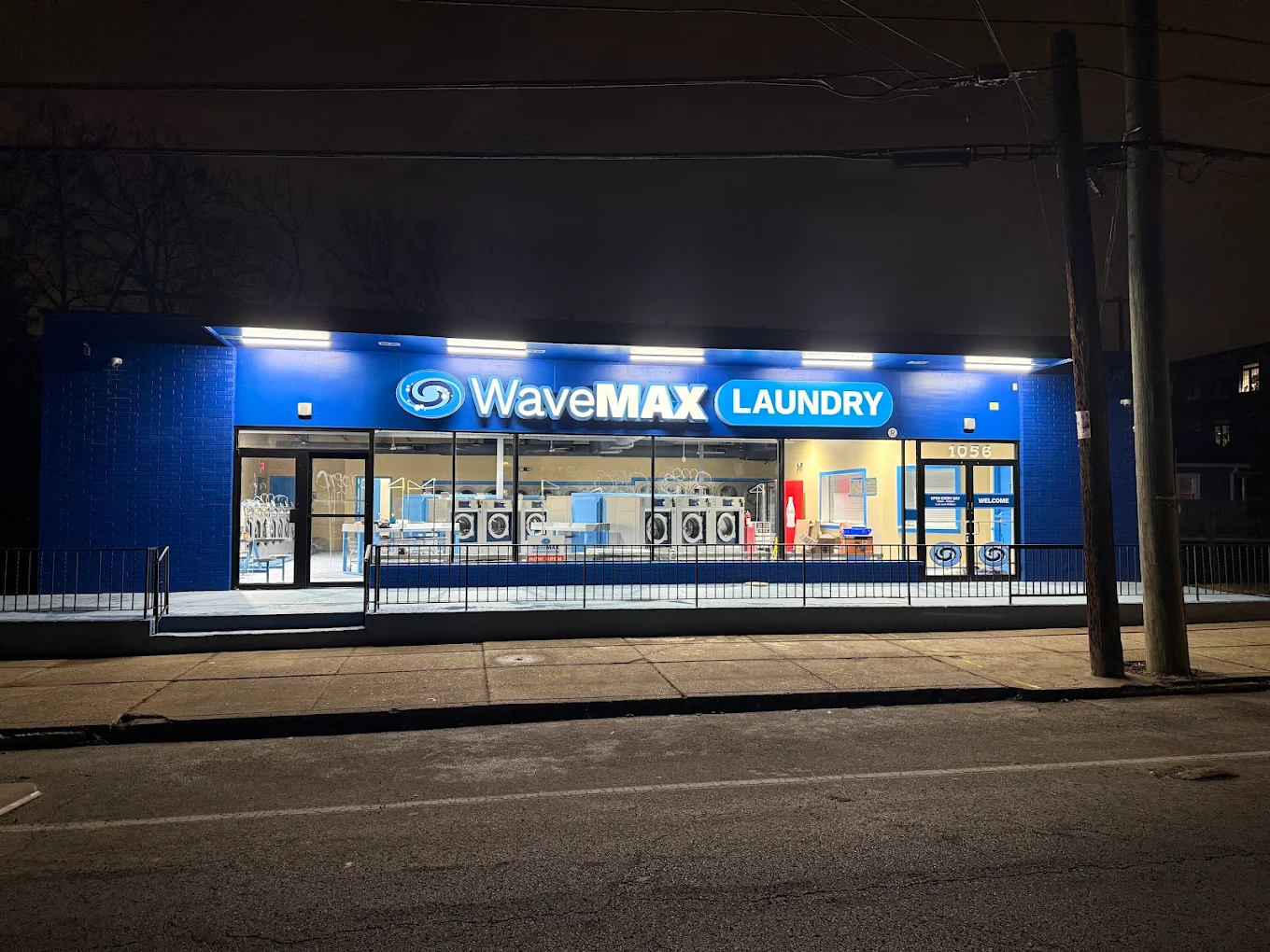 WaveMAX Louisville laundromat