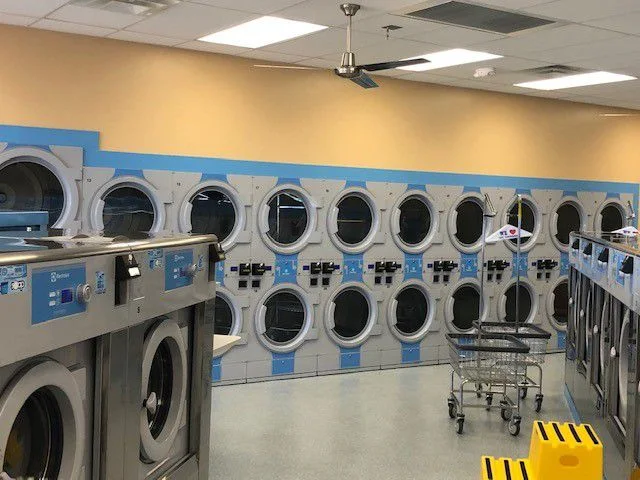 WaveMAX Mesa Az West laundromat