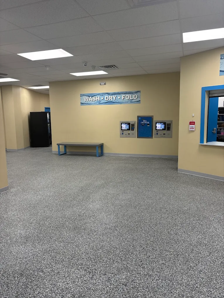 WaveMAX Oklahoma City interior