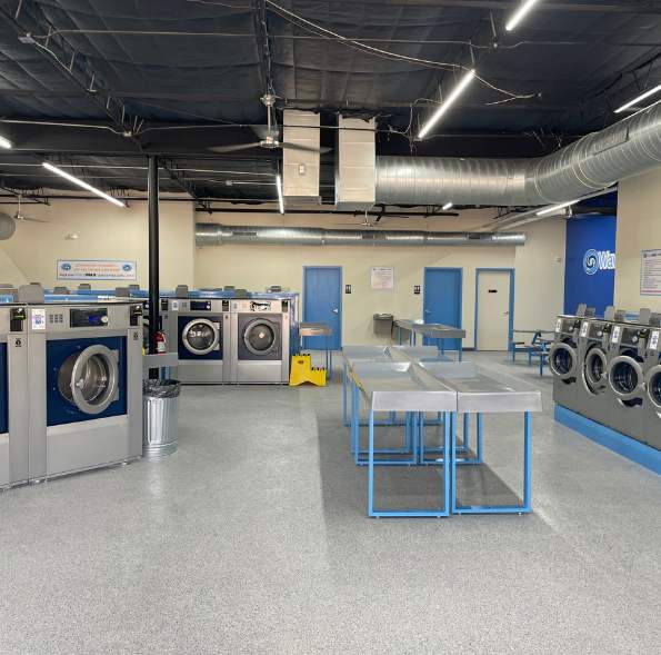 WaveMAX San Antonio laundromat