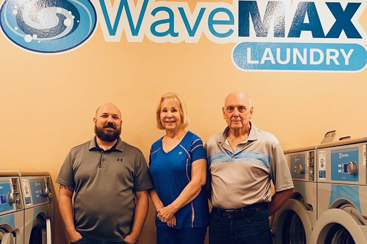 The owners of WaveMAX Laundry in Temple, TX