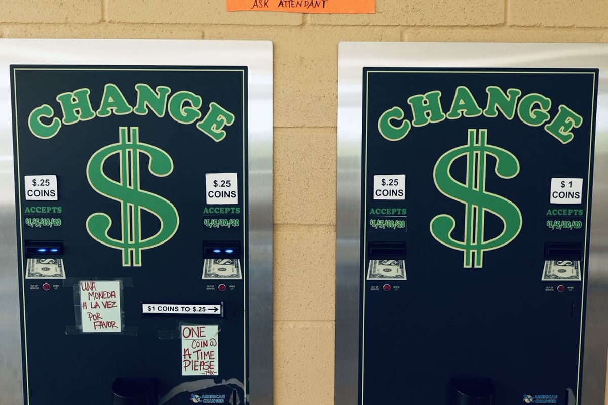 Change machines at WaveMAX Laundry on Olaf Drive, Temple, TX